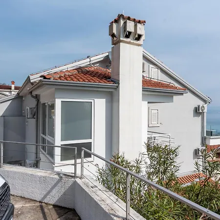 Seaview Apartman